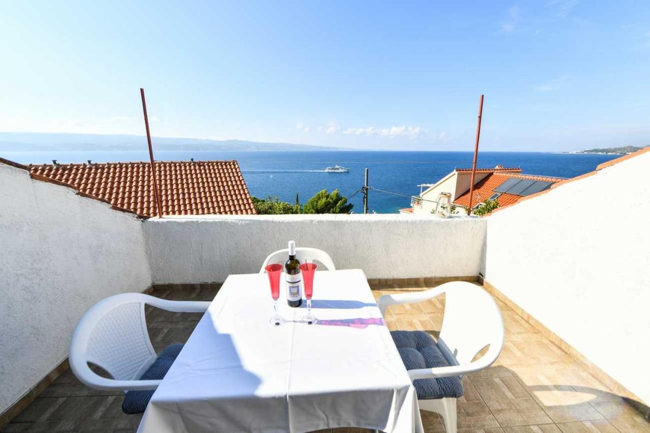 Perfect Vacation Apartments Омиш Экстерьер фото