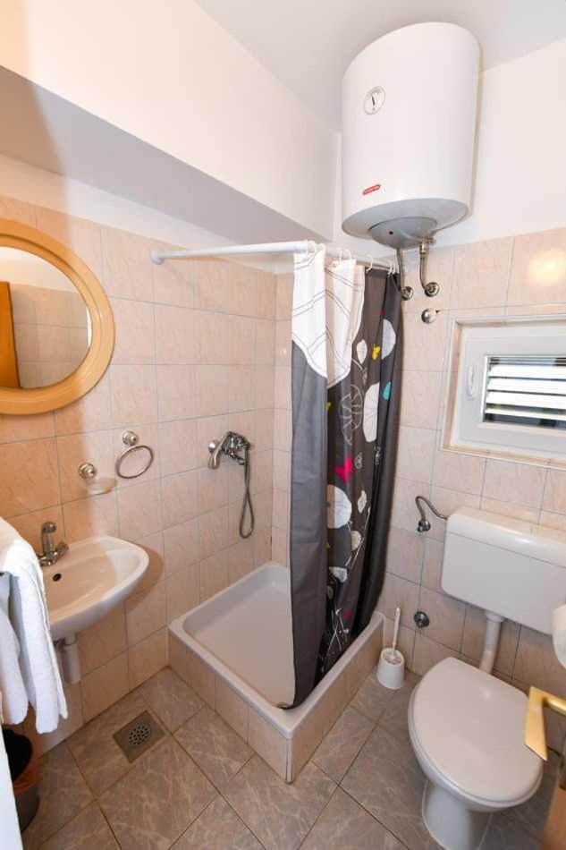 Perfect Vacation Apartments Омиш Экстерьер фото